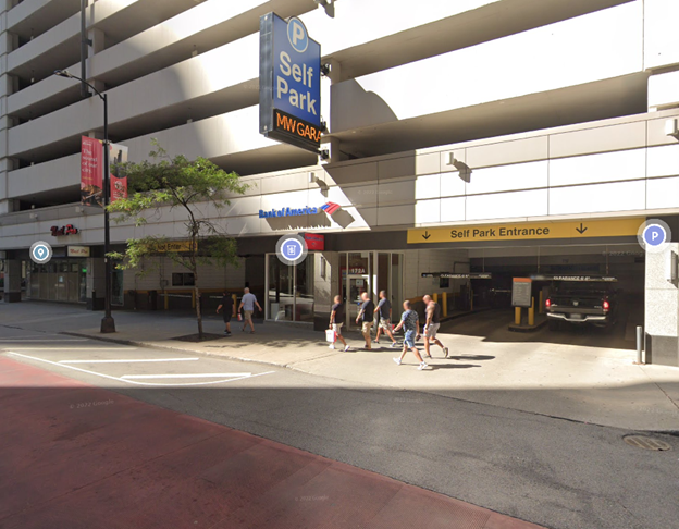 Chicago self-park garage - entrance before Wells Street