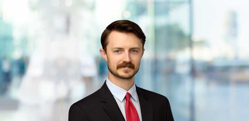 Chad Cracraft headshot of HeplerBroom attorney Chad Cracraft